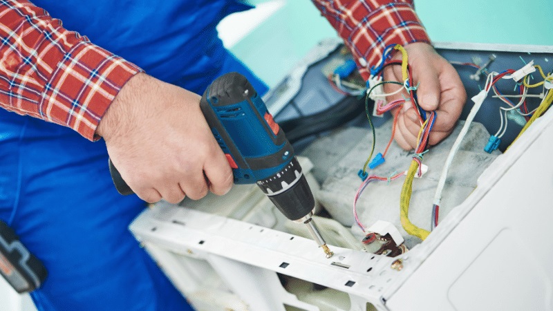 Köprübaşı Fujitsu Fujitsu çamaşır makinesi kart tamiri – Su almama arızası orijinal parça ile giderildi. - Teknik servis örneği